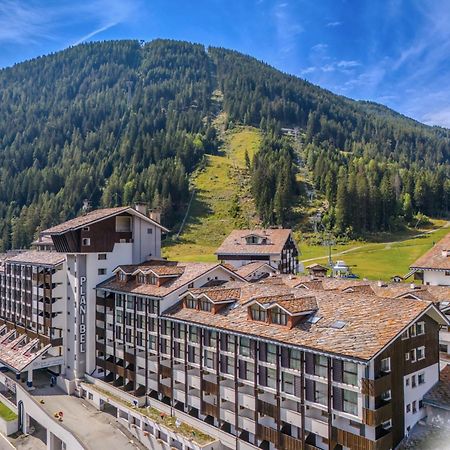 Hotiday Apartment Collection - La Thuile Esterno foto