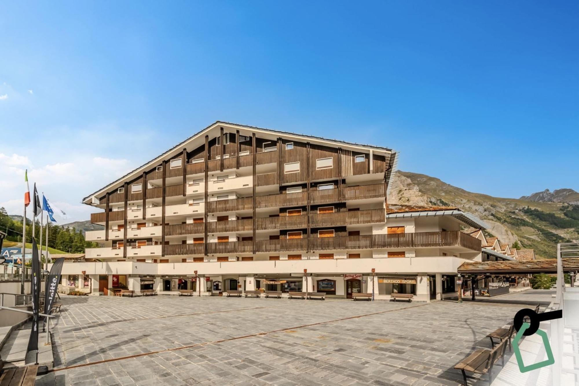 Hotiday Apartment Collection - La Thuile Esterno foto